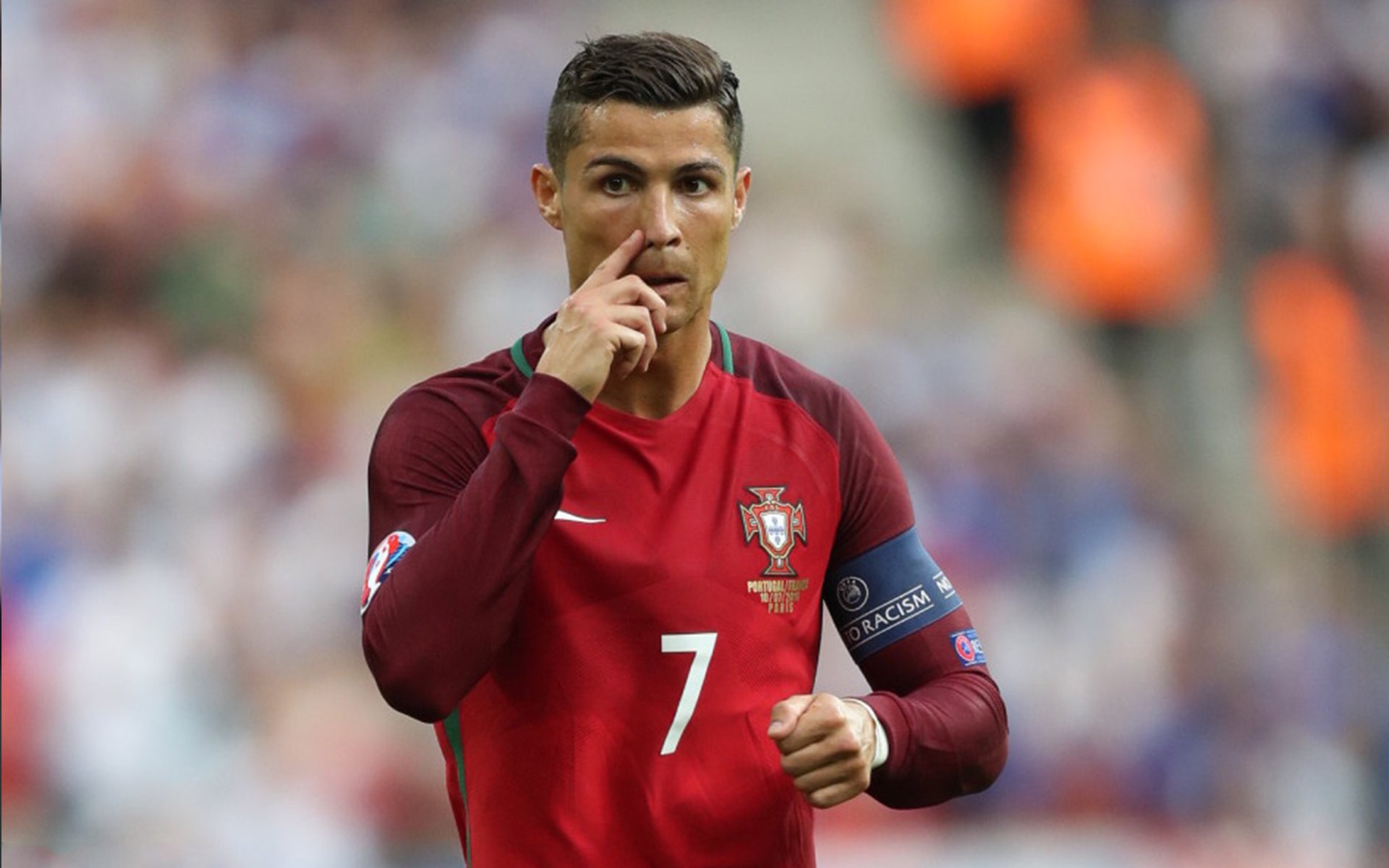 《赛事直播中,幕后策划团队的那些事儿》,直播幕后工作